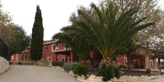 EXCEPCIONAL FINCA AGRICOLA, RECREO Y HOTEL 