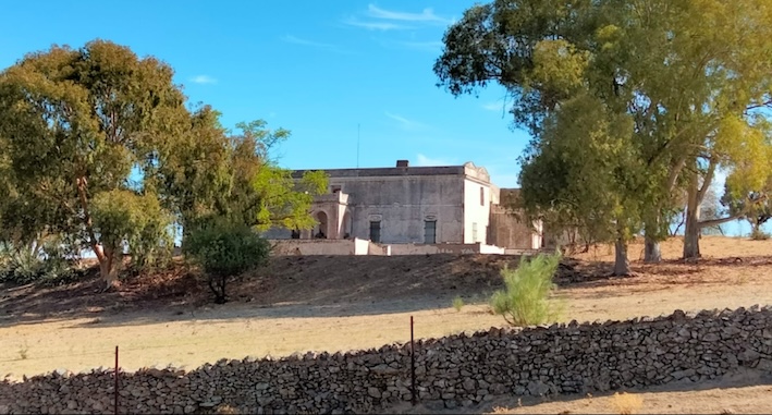 GRAN FINCA GANADERA Y RECREO EN ZAFRA